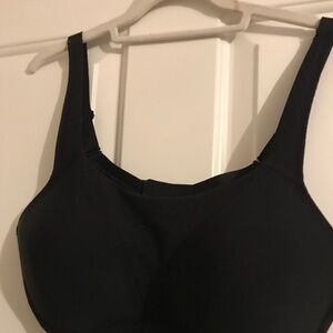 Run Times Bra High Support - Lululemon (3 bras for this price)